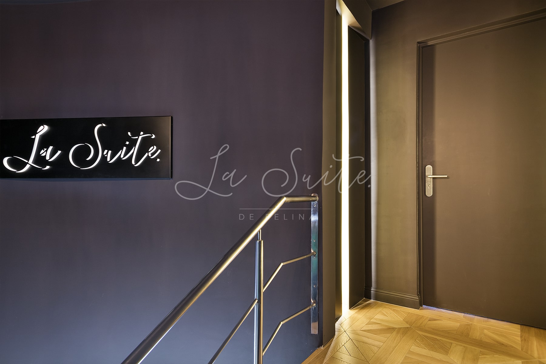 Main entrance of the elegant escort house La Suite, Barcelona